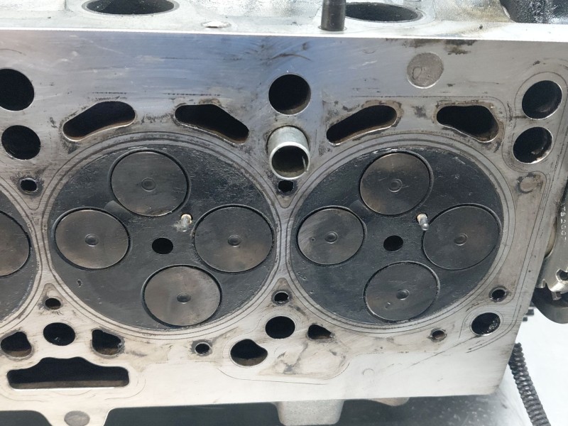 Recambio de culata para audi a6 c6 (4f2) 2.0 tdi referencia OEM IAM 03G103264CX 03G103308C 