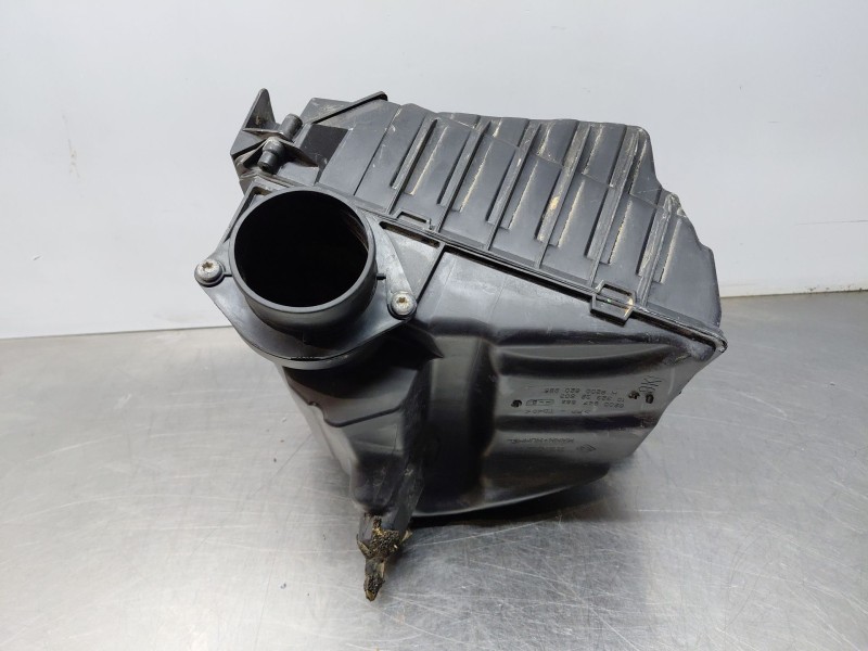 Recambio de filtro aire para renault megane iii coupe dynamique referencia OEM IAM 8200947662  