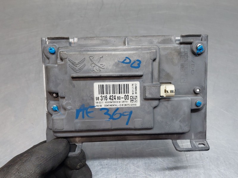 Recambio de pantalla multifuncion para citroën c-elysée shine referencia OEM IAM 9831642480  