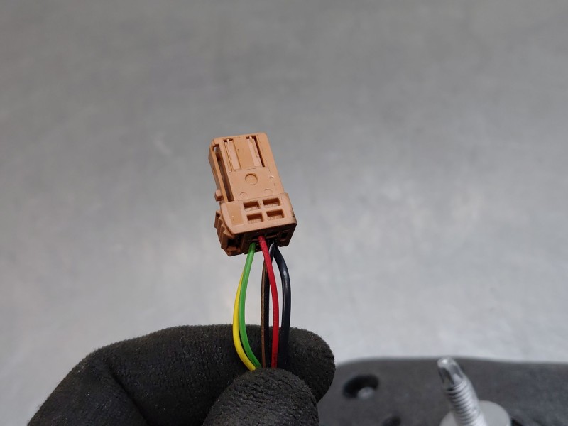 Recambio de retrovisor izquierdo para citroën c-elysée shine referencia OEM IAM 1609064880  