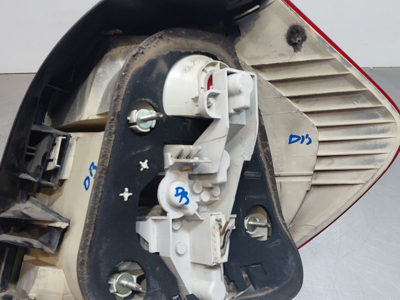 Recambio de piloto trasero izquierdo para bmw 1 (e87) 118 d referencia OEM IAM 63217164955  