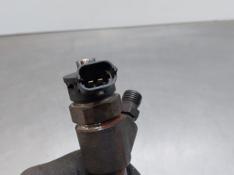 Recambio de inyector para citroën c-elysée shine referencia OEM IAM 9828959880  