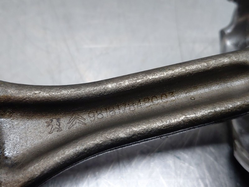 Recambio de biela para citroën c-elysée shine referencia OEM IAM 1629031680  