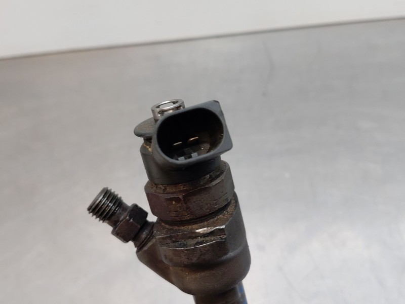 Recambio de inyector para bmw 1 (e87) 118 d referencia OEM IAM 0445110289  