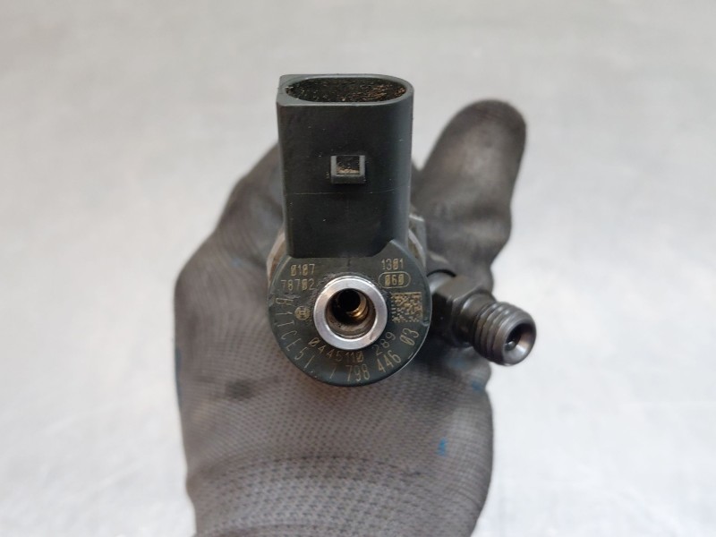 Recambio de inyector para bmw 1 (e87) 118 d referencia OEM IAM 0445110289  
