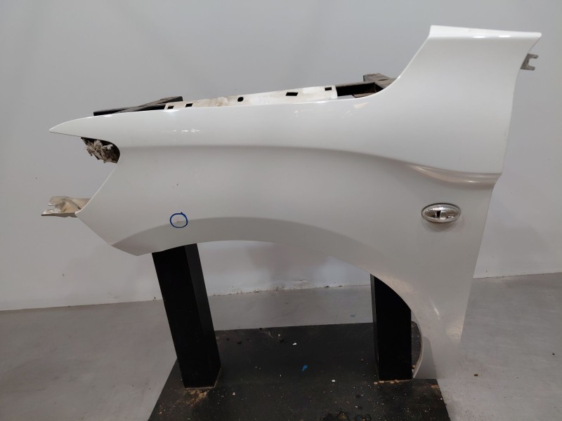 Recambio de aleta delantera izquierda para citroën c-elysée shine referencia OEM IAM 9674790580  