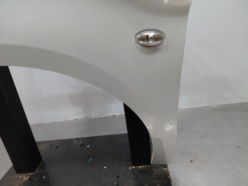 Recambio de aleta delantera izquierda para citroën c-elysée shine referencia OEM IAM 9674790580  
