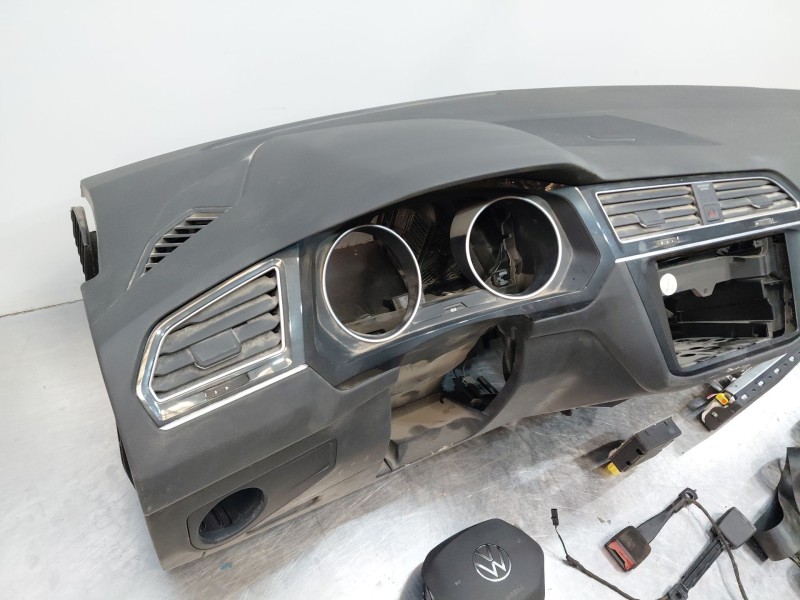 Recambio de kit airbag para volkswagen tiguan (ax1) comfortline referencia OEM IAM 5NB857003P 5NA880201E 5NA880204G