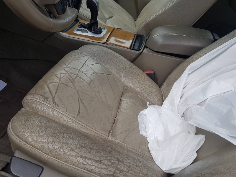 volvo xc90 del año 2004