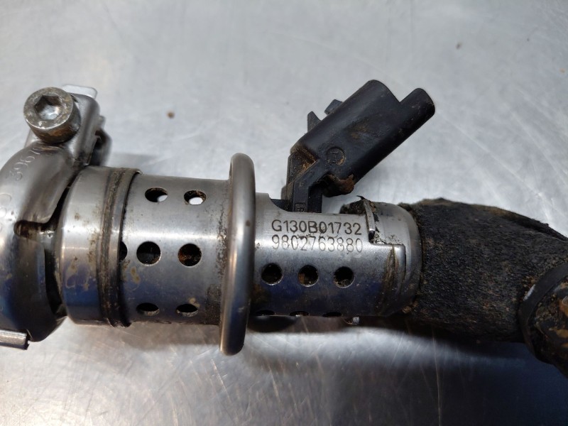 Recambio de inyector para peugeot 308 acces referencia OEM IAM 9802763880  
