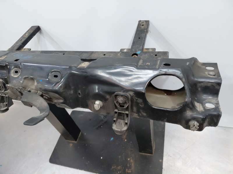 Recambio de travesaño superior para citroën c-elysée shine referencia OEM IAM 9675630080  