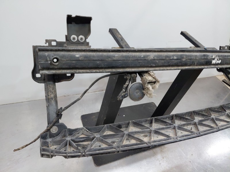 Recambio de refuerzo paragolpes delantero para citroën c-elysée shine referencia OEM IAM 9676906880  