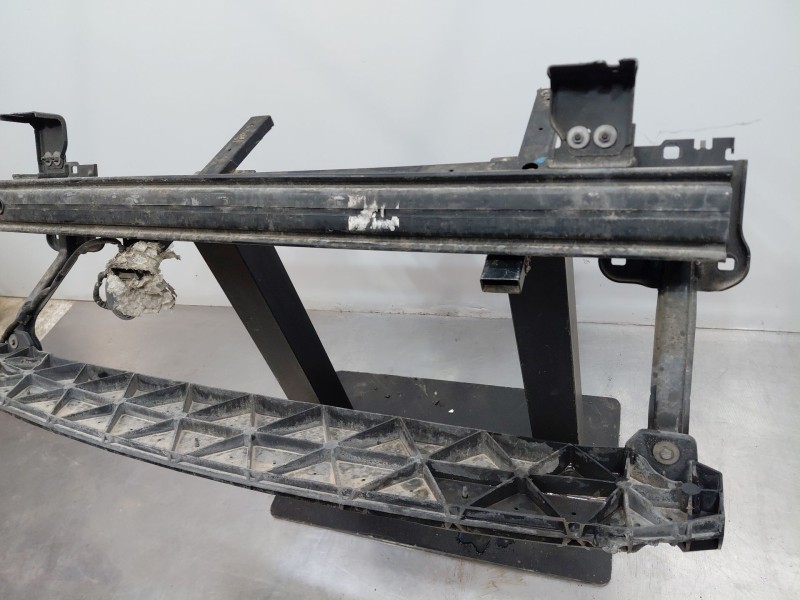 Recambio de refuerzo paragolpes delantero para citroën c-elysée shine referencia OEM IAM 9676906880  