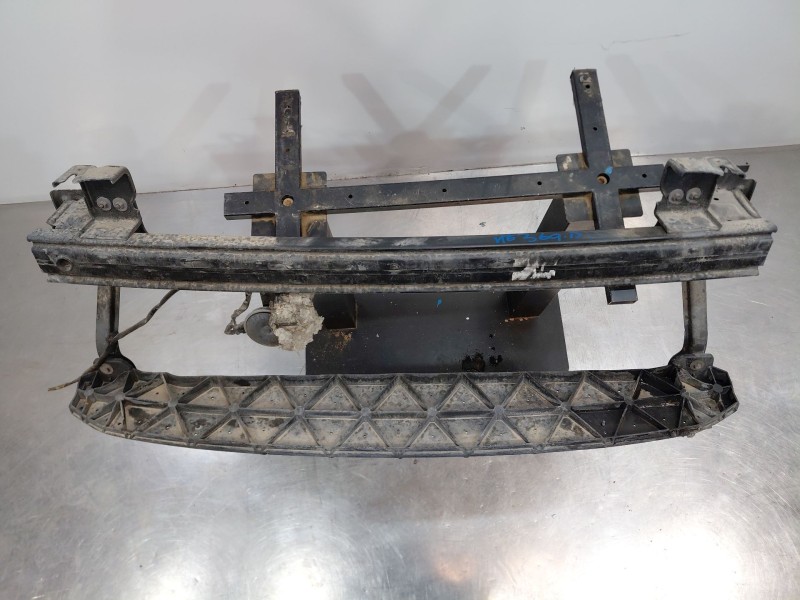 Recambio de refuerzo paragolpes delantero para citroën c-elysée shine referencia OEM IAM 9676906880  
