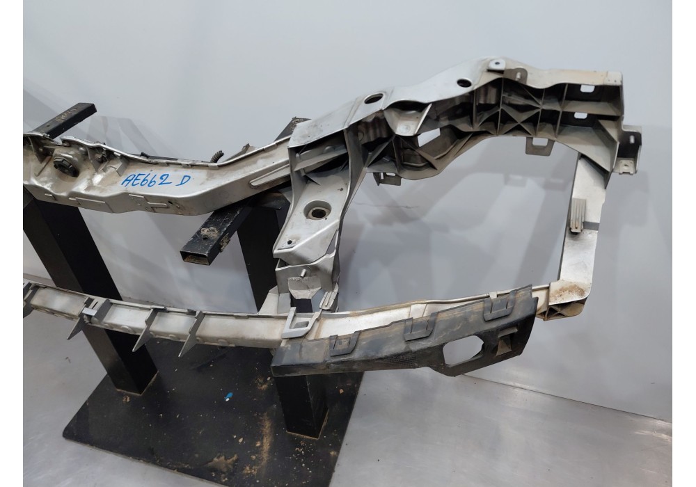 Recambio de panel frontal para ford focus ii (da_, hcp, dp) 1.6 tdci referencia OEM IAM 1675180  