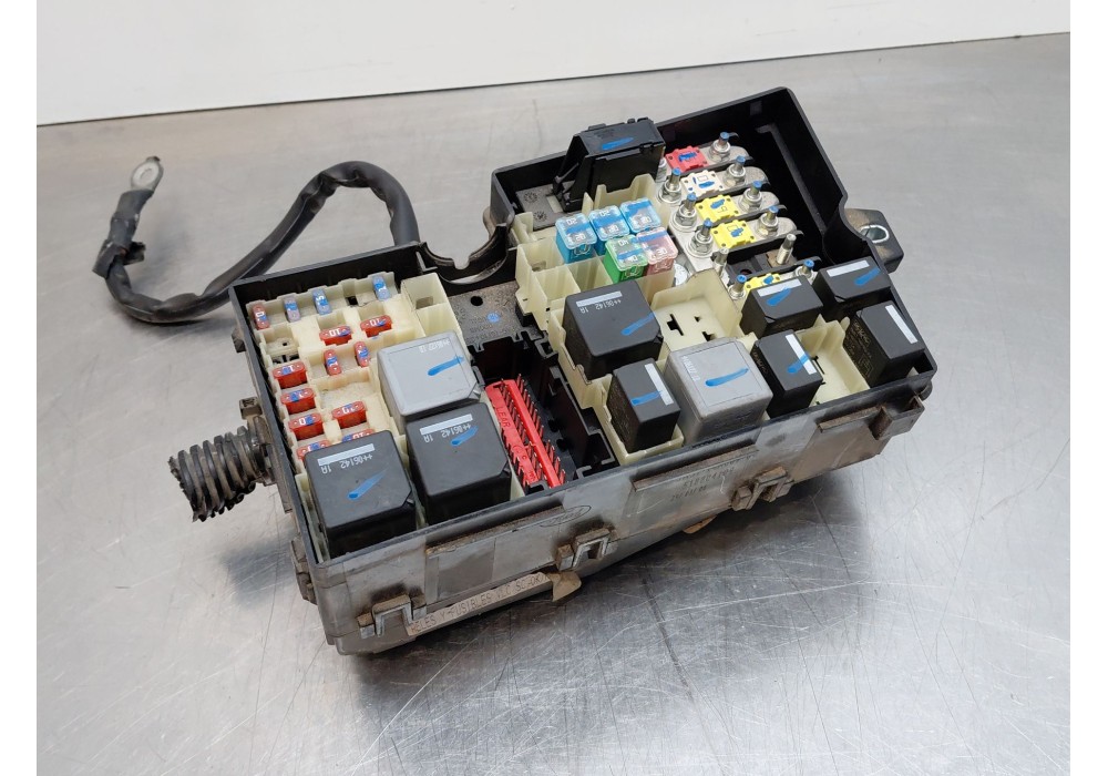 Recambio de caja reles / fusibles para ford focus ii (da_, hcp, dp) 1.6 tdci referencia OEM IAM   