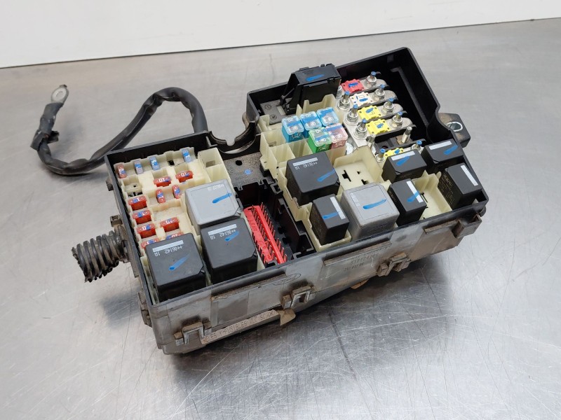 Recambio de caja reles / fusibles para ford focus ii (da_, hcp, dp) 1.6 tdci referencia OEM IAM   