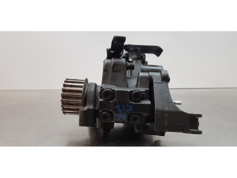 Recambio de bomba inyeccion para dacia lodgy laureate referencia OEM IAM 167003669R  