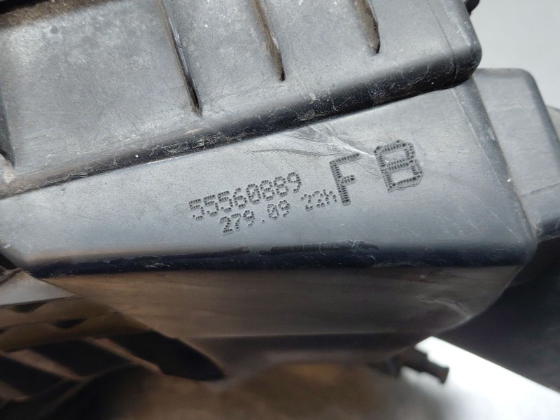 Recambio de filtro aire para opel insignia a (g09) 2.0 cdti (68) referencia OEM IAM 13296368 55560889 