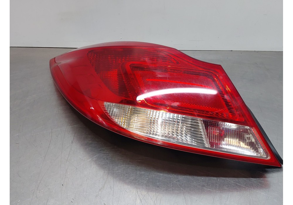 Recambio de piloto trasero izquierdo para opel insignia a (g09) 2.0 cdti (68) referencia OEM IAM 13279621 13226836 