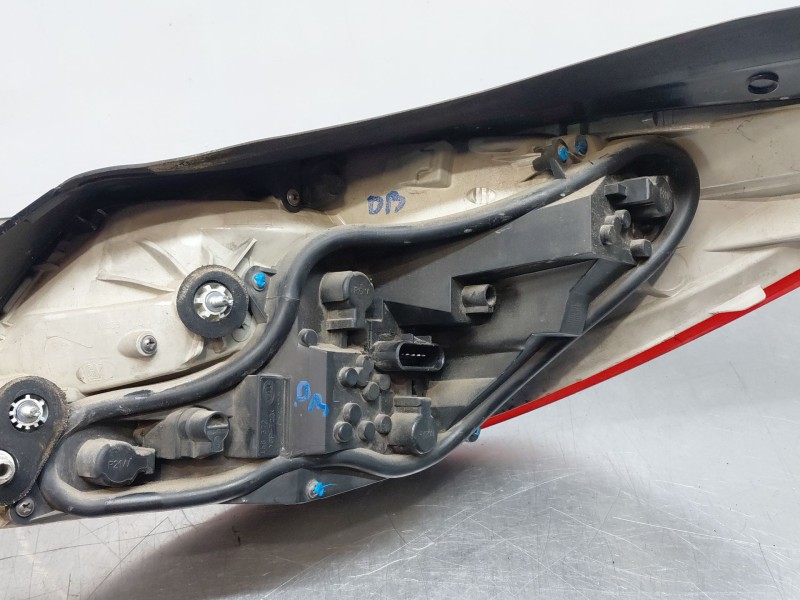 Recambio de piloto trasero izquierdo para opel insignia a (g09) 2.0 cdti (68) referencia OEM IAM 13279621 13226836 