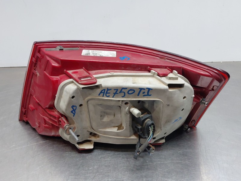 Recambio de piloto trasero izquierdo para audi a6 c6 (4f2) 2.0 tdi referencia OEM IAM 4F5945095N  