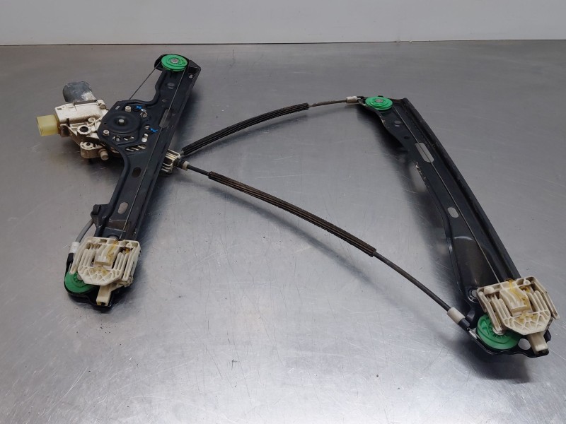 Recambio de elevalunas delantero derecho para bmw 1 (e87) 118 d referencia OEM IAM 51337138466  
