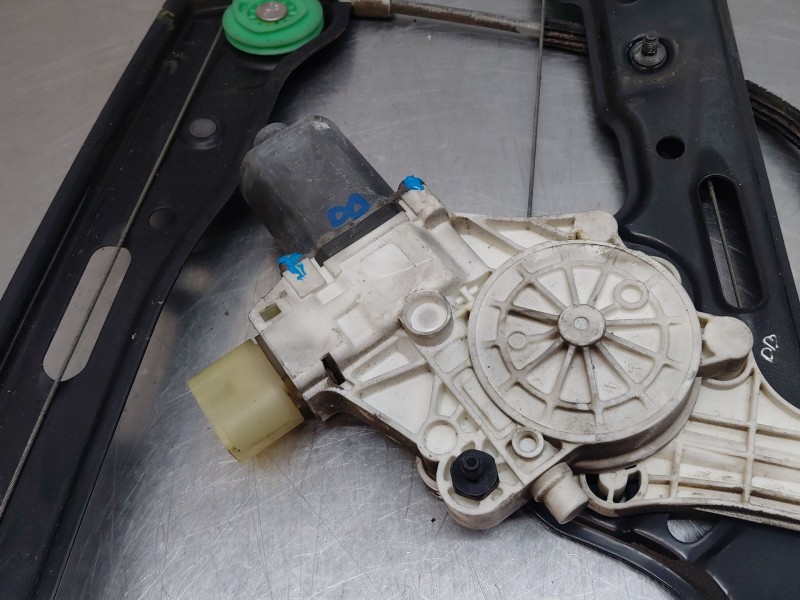 Recambio de elevalunas delantero izquierdo para bmw 1 (e87) 118 d referencia OEM IAM 51337138465  