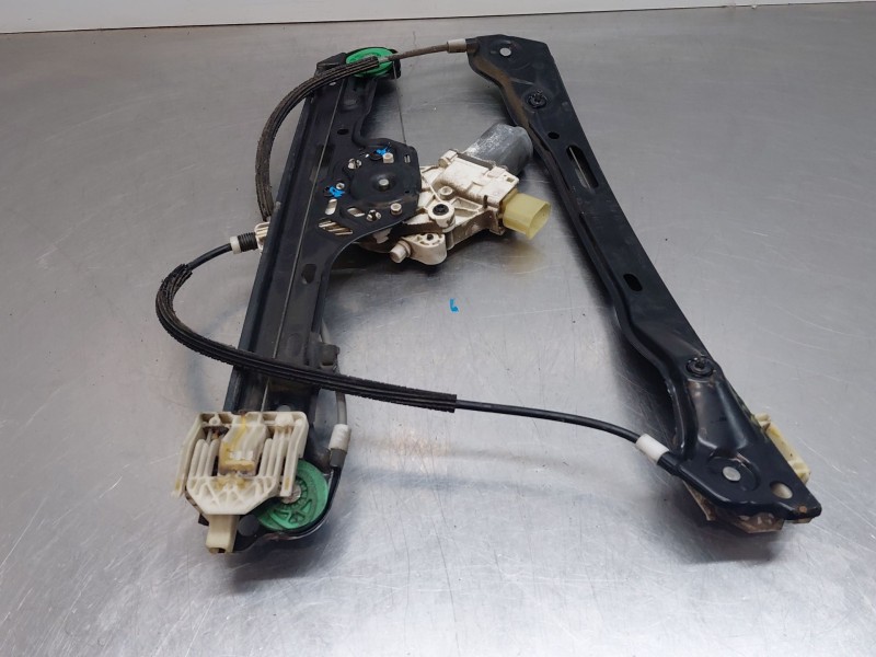Recambio de elevalunas delantero izquierdo para bmw 1 (e87) 118 d referencia OEM IAM 51337138465  