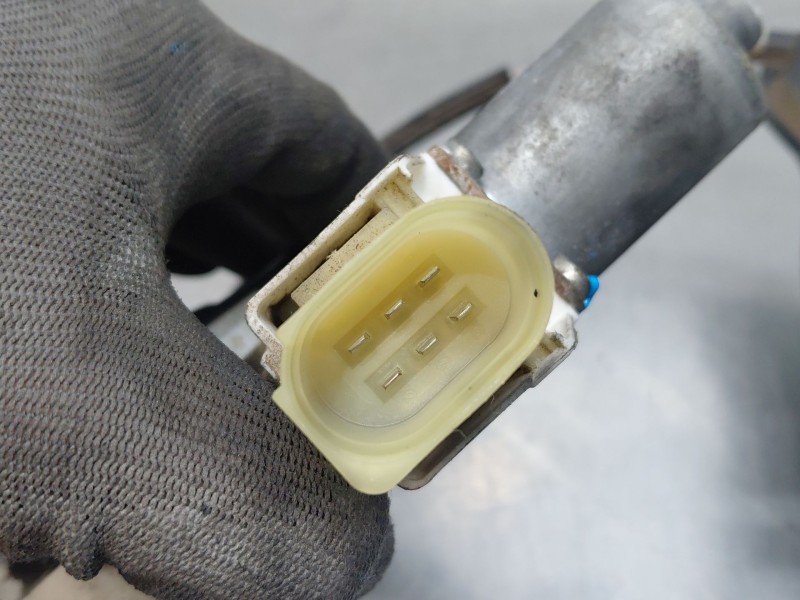 Recambio de elevalunas delantero izquierdo para bmw 1 (e87) 118 d referencia OEM IAM 51337138465  