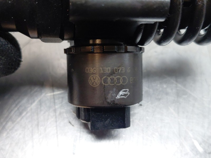 Recambio de inyector para audi a6 c6 (4f2) 2.0 tdi referencia OEM IAM 03G130073G  