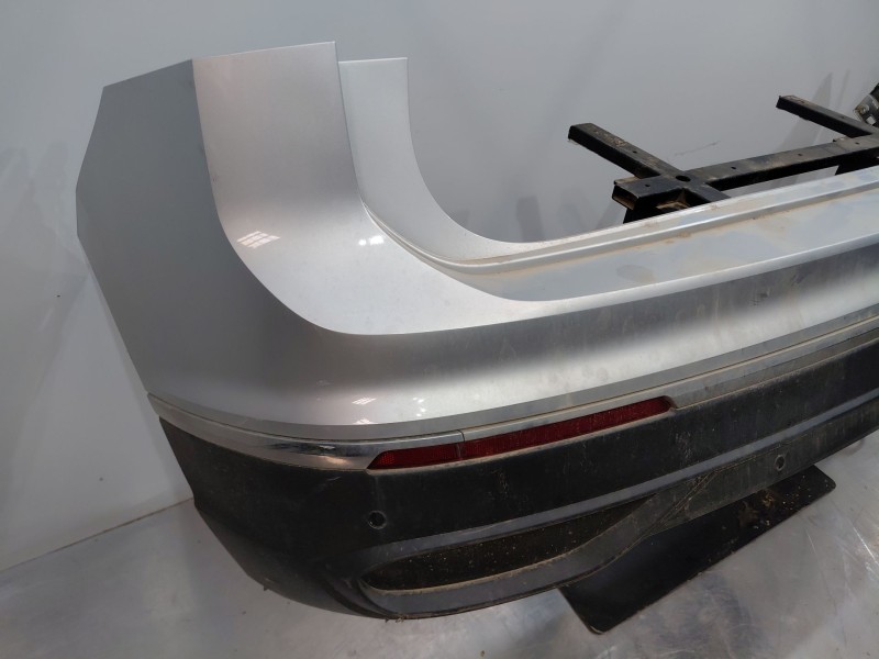 Recambio de paragolpes trasero para volkswagen tiguan (ax1) comfortline referencia OEM IAM 5NA807421GRU  