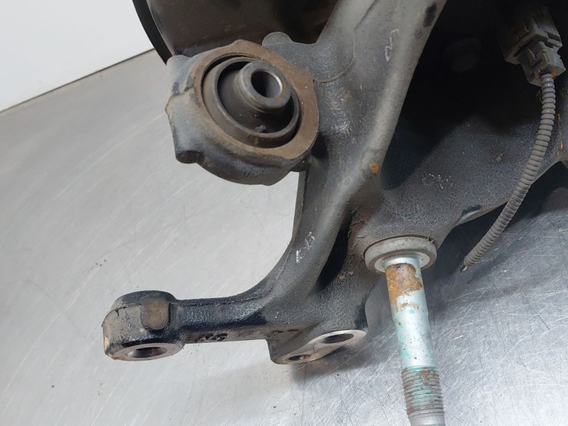 Recambio de mangueta trasera izquierda para lexus ux (_aa1_, _ah1_, _ma1_) 200 (mzaa10) referencia OEM IAM 4230576030  