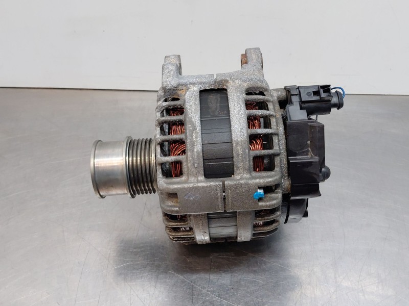 Recambio de alternador para volkswagen golf vii lim. (bq1) bluemotion referencia OEM IAM 05E903026R  