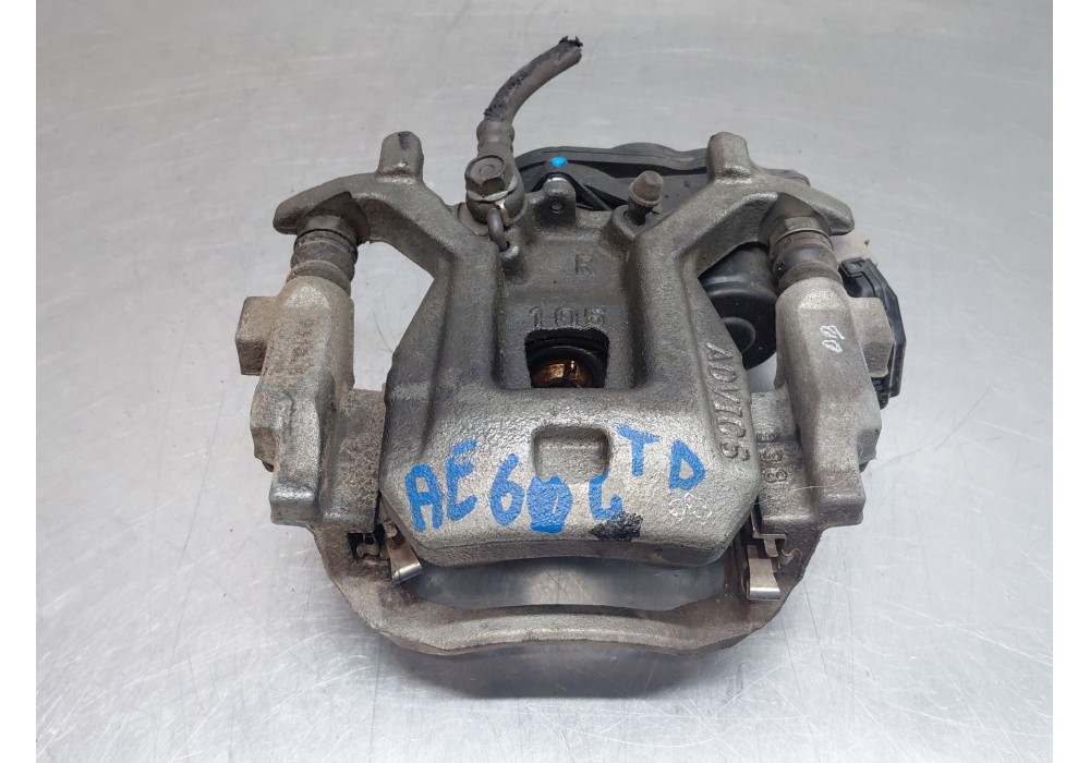 Recambio de pinza freno trasera derecha para lexus ux (_aa1_, _ah1_, _ma1_) 200 (mzaa10) referencia OEM IAM 4783033270 463103301