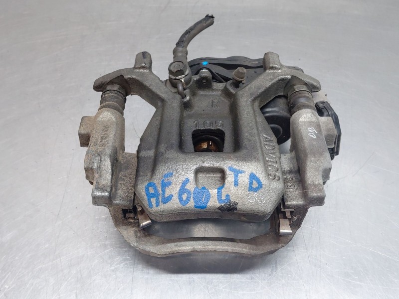 Recambio de pinza freno trasera derecha para lexus ux (_aa1_, _ah1_, _ma1_) 200 (mzaa10) referencia OEM IAM 4783033270 463103301