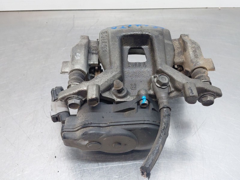 Recambio de pinza freno trasera derecha para lexus ux (_aa1_, _ah1_, _ma1_) 200 (mzaa10) referencia OEM IAM 4783033270 463103301