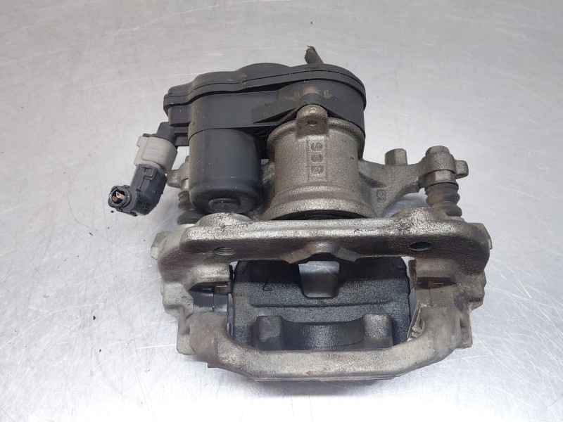 Recambio de pinza freno trasera derecha para lexus ux (_aa1_, _ah1_, _ma1_) 200 (mzaa10) referencia OEM IAM 4783033270 463103301