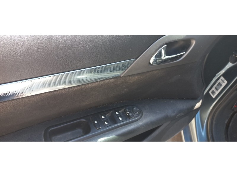 peugeot 407 sw del año 2004