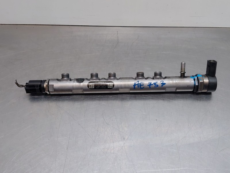 Recambio de rampa inyectora para bmw 1 (e87) 118 d referencia OEM IAM 0445214183 0281002870 