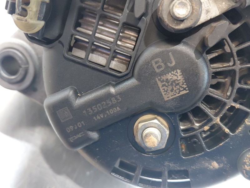 Recambio de alternador para opel insignia a (g09) 2.0 cdti (68) referencia OEM IAM 13502583  