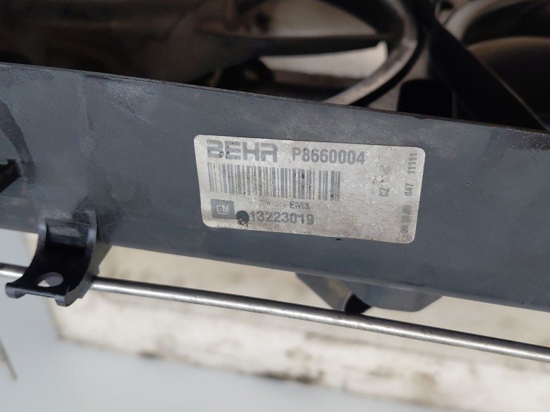 Recambio de electroventilador para opel insignia a (g09) 2.0 cdti (68) referencia OEM IAM 13241734 13223019 