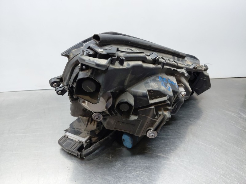 Recambio de faro izquierdo para lexus ux (_aa1_, _ah1_, _ma1_) 200 (mzaa10) referencia OEM IAM 8118576240  