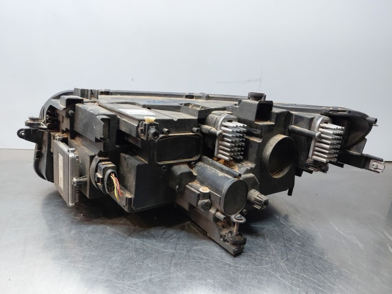 Recambio de faro derecho para volkswagen tiguan (ax1) comfortline referencia OEM IAM   