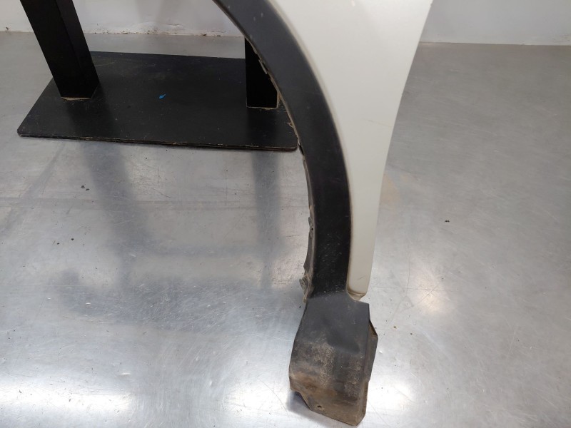 Recambio de aleta delantera izquierda para toyota rav 4 advance referencia OEM IAM   