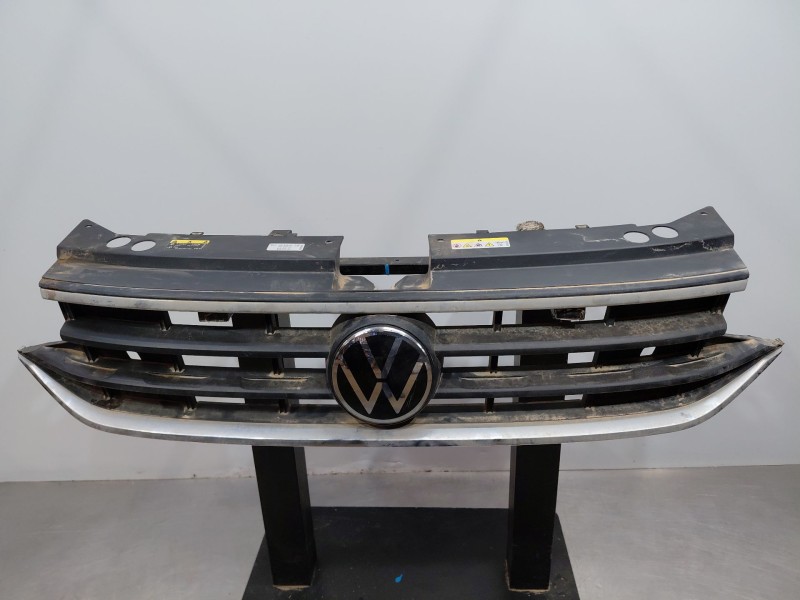 Recambio de rejilla delantera para volkswagen tiguan (ax1) comfortline referencia OEM IAM   