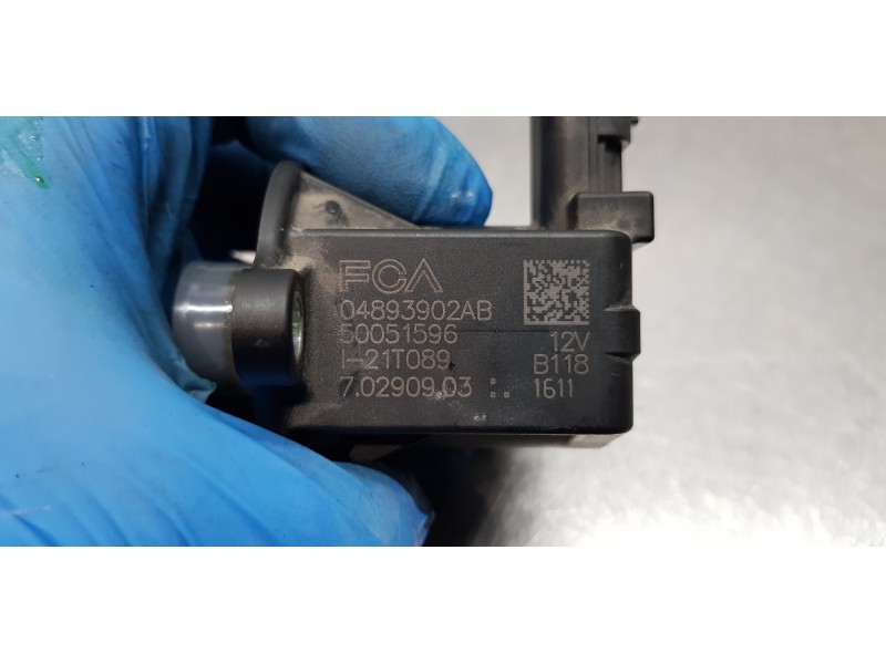 Recambio de valvula egr para jeep renegade limited 4x2 referencia OEM IAM 73504121 04893902AB 