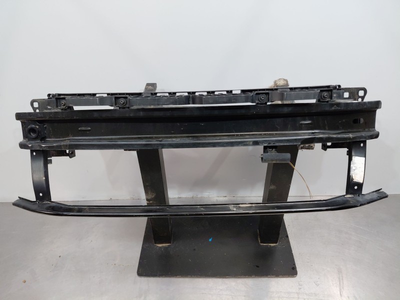 Recambio de refuerzo paragolpes delantero para volkswagen t-roc r-line referencia OEM IAM   