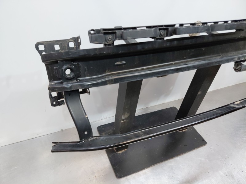 Recambio de refuerzo paragolpes delantero para volkswagen t-roc r-line referencia OEM IAM   