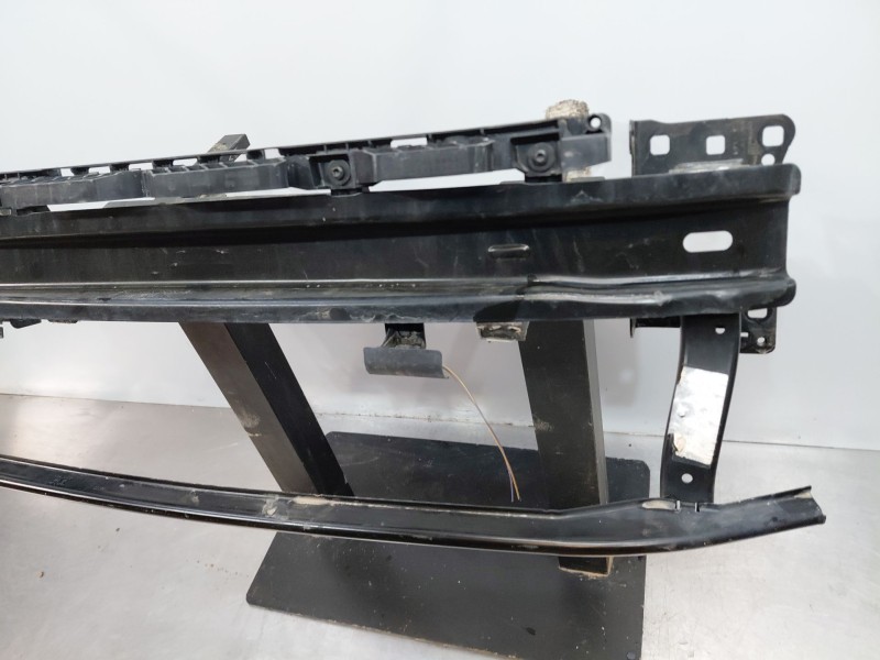 Recambio de refuerzo paragolpes delantero para volkswagen t-roc r-line referencia OEM IAM   